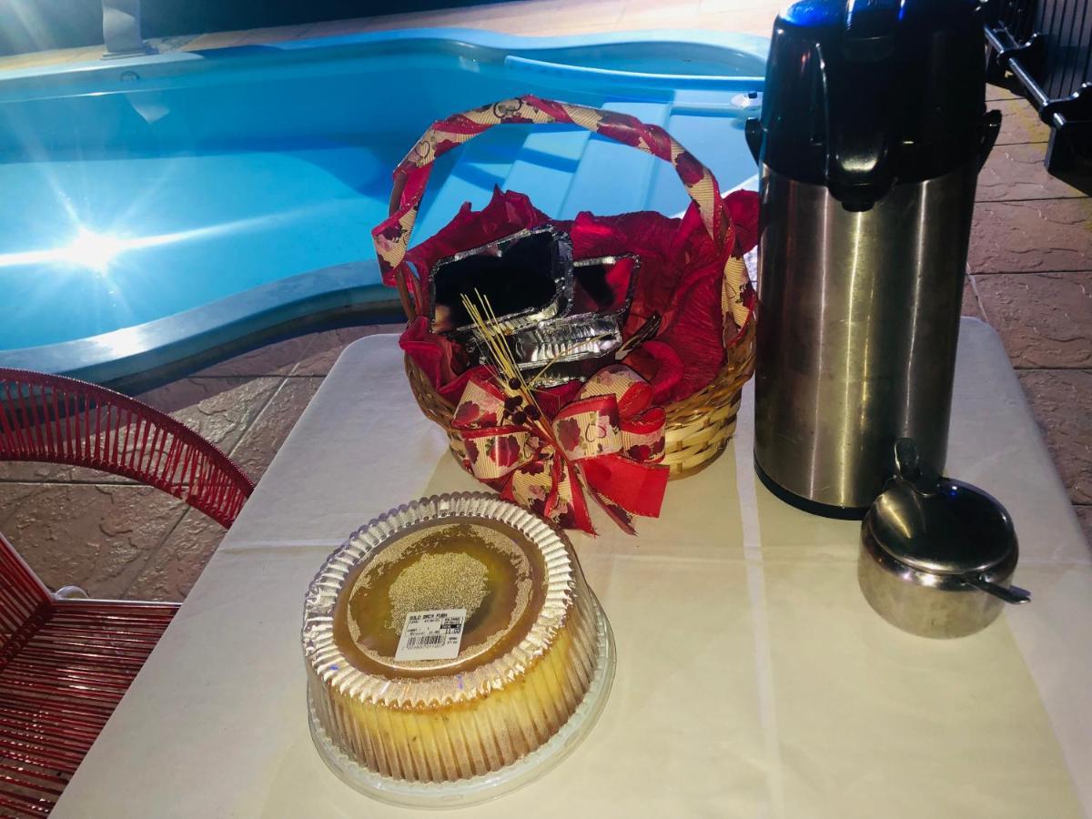 Bela Casa Particular Piscina Até 24 Pessoas Informar Quantidade Do Seu Grupo * Búzios